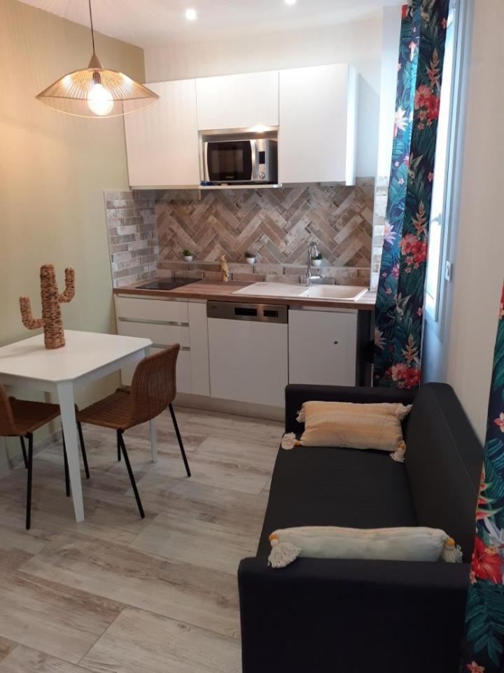 Le Studio D'Auguste- Coeur De Nimes-Chaleureux-Emplacement Ideal Екстериор снимка